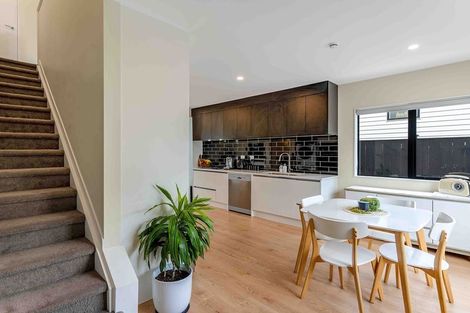 Photo of property in 22a Lumbarda Drive, Kumeu, 0810