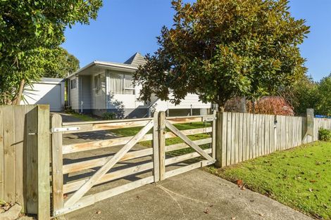 Photo of property in 5 Dunton Drive, Welcome Bay, Tauranga, 3112