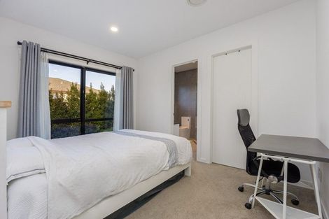 Photo of property in 33 Johns Creek Crescent, Silverdale, 0932