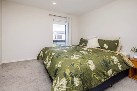 Photo of property in 83 Walsh Road, Papakura, 2110