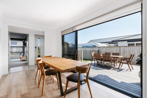 Photo of property in 12 Serenity Drive, Omokoroa, 3114