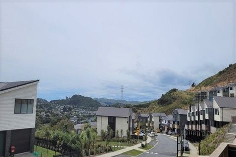 Photo of property in 39 Holystone Road, Whitby, Porirua, 5024