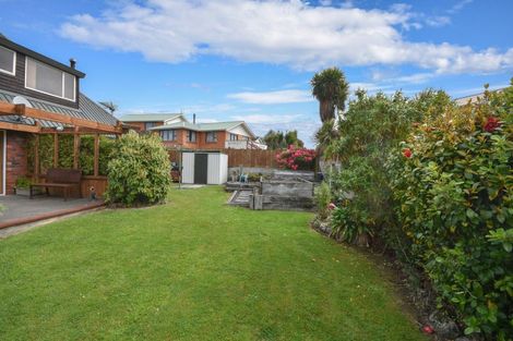 Photo of property in 19 Walton Park Avenue, Fairfield, Dunedin, 9018