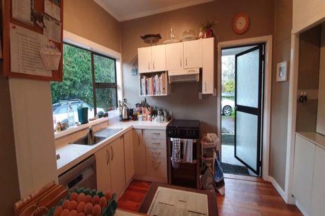 Photo of property in 28 Shakespeare Road, Bastia Hill, Whanganui, 4500