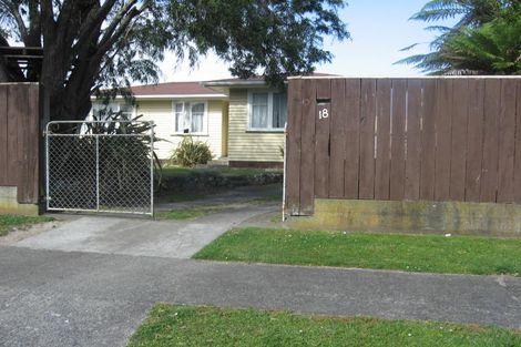 Photo of property in 18 Camellia Avenue, Aramoho, Whanganui, 4500