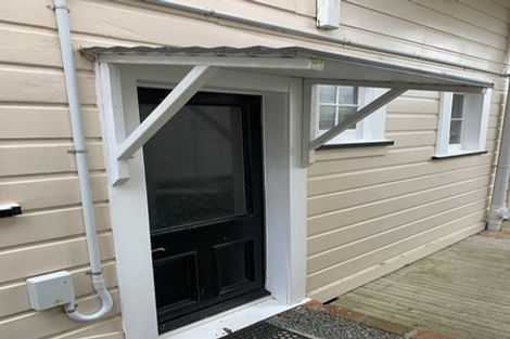 Photo of property in 3 Mckenzie Terrace, Te Aro, Wellington, 6011