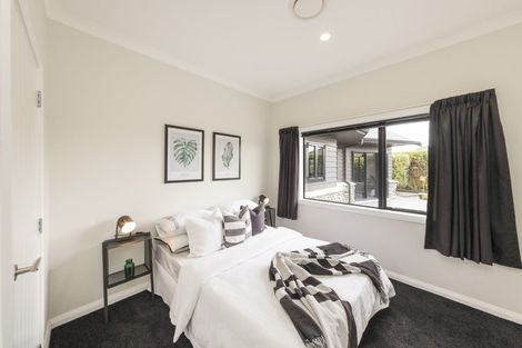 Photo of property in 6 Manhattan Court, Kelvin Grove, Palmerston North, 4414
