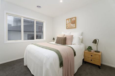 Photo of property in 1 Pine Hill Rise, Glenside, Wellington, 6037