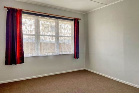 Photo of property in 1 Surrey Street, Manurewa, Auckland, 2102