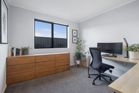 Photo of property in 35 Sentinel Avenue, Omokoroa, 3114