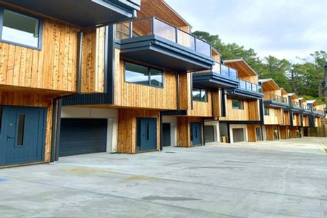 Photo of property in 25/33 Raukawa Street, Stokes Valley, Lower Hutt, 5019