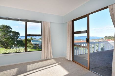 Photo of property in 33 Kawau View Road, Snells Beach, 0920