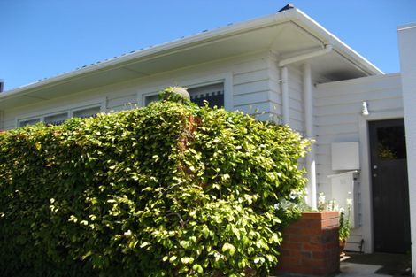 Photo of property in 16 Harbour Park Terrace, Khandallah, Wellington, 6035