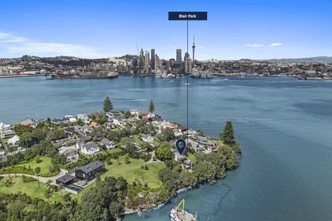 Photo of property in 94 Stanley Point Road, Stanley Point, Auckland, 0624