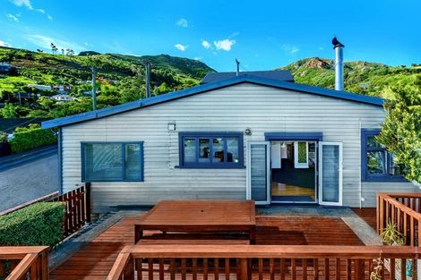 Photo of property in 10 Cornwall Road, Lyttelton, 8082