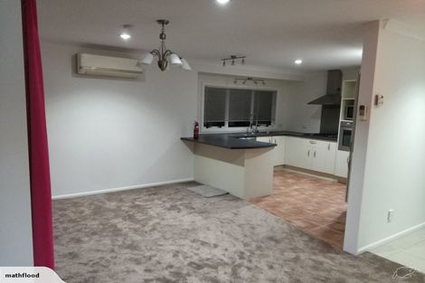 Photo of property in 4 Comber Place, Johnsonville, Wellington, 6037