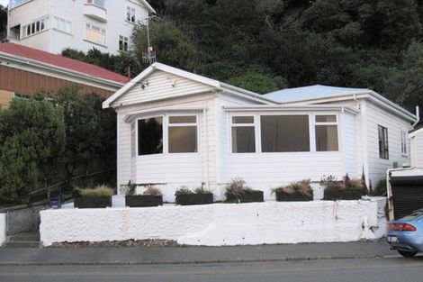 Photo of property in 460 Evans Bay Parade, Hataitai, Wellington, 6021