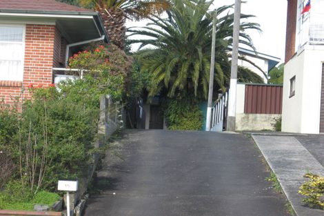 Photo of property in 15 Orams Road, Hillpark, Auckland, 2102