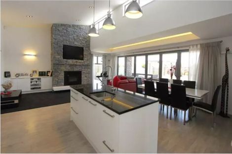 Photo of property in 2 Rossington Drive, West Melton, 7618