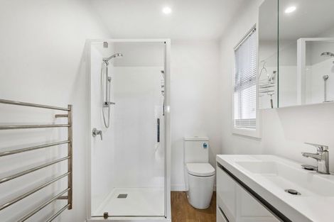 Photo of property in 6 Manor Place, Bryndwr, Christchurch, 8053