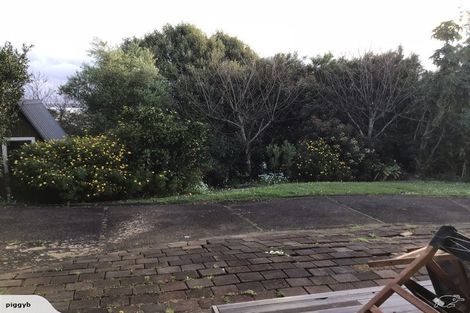 Photo of property in 31 Miramar Place, Pakuranga, Auckland, 2010