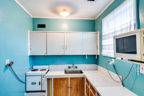 Photo of property in 49 Meeanee Road, Taradale, Napier, 4112