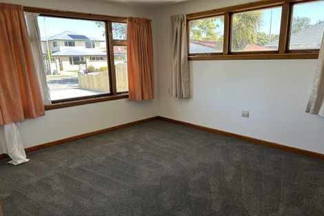 Photo of property in 7 Suva Street, Upper Riccarton, Christchurch, 8041