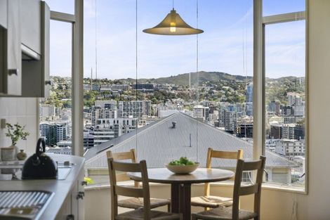 Photo of property in 19 Lawson Place, Mount Victoria, Wellington, 6011