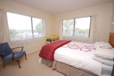 Photo of property in 5 Holland Grove, Richmond Heights, Taupo, 3330