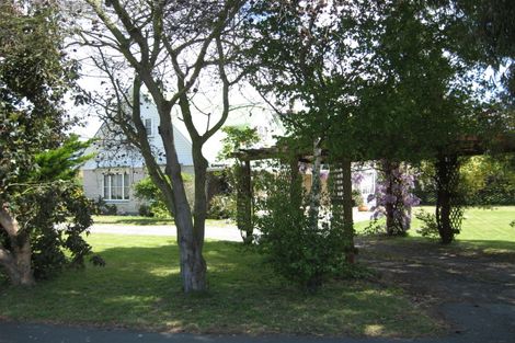 Photo of property in 21 Bank Street, Amberley, 7410