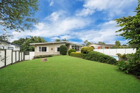 Photo of property in 7 Bushlands Place, Opaheke, Papakura, 2113