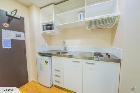 Photo of property in Empire Apartments, 1520/21 Whitaker Place, Grafton, Auckland, 1010