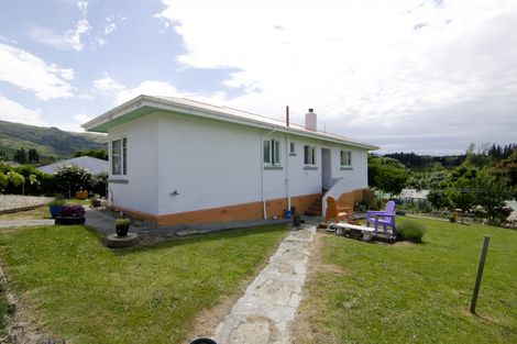 Photo of property in 4 Tweed Street, Roxburgh, 9500