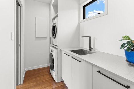 Photo of property in 36b Gaine Street, New Plymouth, 4310