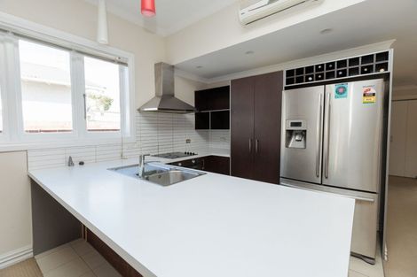 Photo of property in 472 Jackson Street, Petone, Lower Hutt, 5012