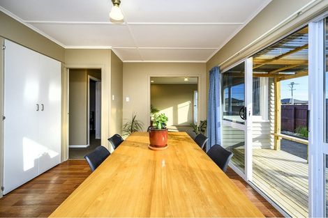 Photo of property in 73 Pohutukawa Place, Bell Block, New Plymouth, 4312