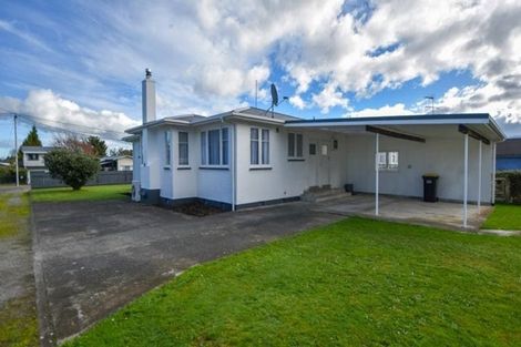 Photo of property in 132 Pembroke Street, Carterton, 5713