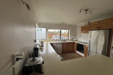 Photo of property in 66 Ladies Mile, Manly, Whangaparaoa, 0930