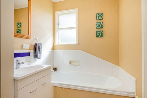 Photo of property in 42 Norrie Street, Feilding, 4702