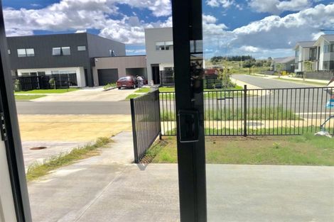 Photo of property in 7 Hoiho Road, Pukekohe, 2120