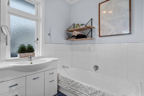 Photo of property in 142 Edgecumbe Road, Tauranga South, Tauranga, 3112