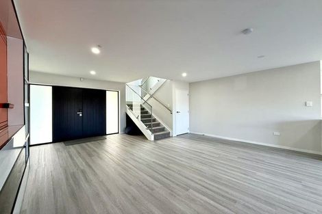 Photo of property in 4 Tawapou Close, Massey, Auckland, 0614