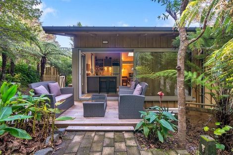 Photo of property in 12 Kereru Grove, Greenhithe, Auckland, 0632