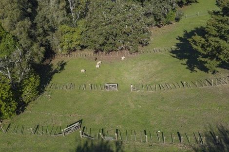Photo of property in 233 Point View Drive, Dannemora, Auckland, 2016