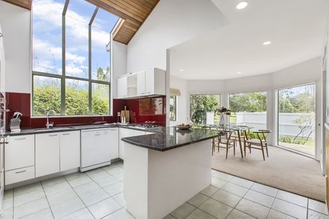 Photo of property in 36 Wairoa Road, Narrow Neck, Auckland, 0624