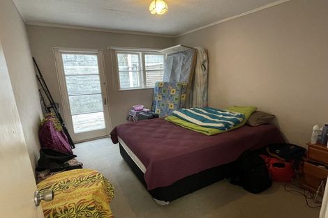 Photo of property in 1/124 Campbell Street, Karori, Wellington, 6012