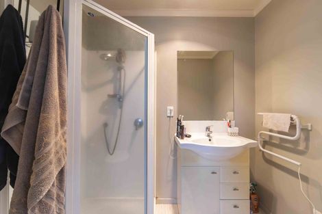 Photo of property in 9h Denver Place, Hamilton East, Hamilton, 3216