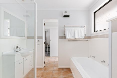 Photo of property in 66a Valley Road, Mount Maunganui, 3116