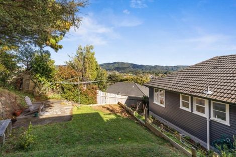 Photo of property in 4 Pollard Street, Wainuiomata, Lower Hutt, 5014