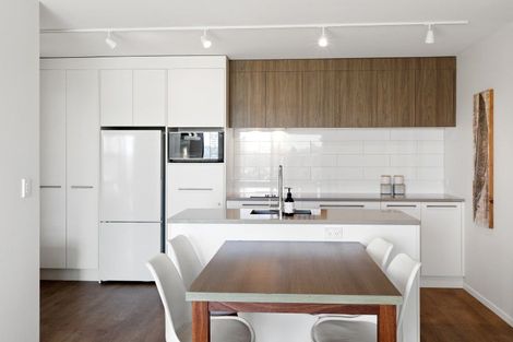 Photo of property in 30 Binnie Street, Paihia, 0200